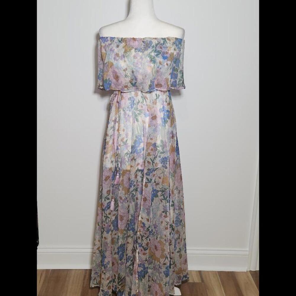NWT! AaKaa Floral off the shoulder dress MSRP $92, Sz M